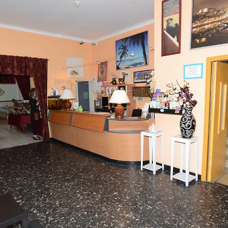 Citotel Cesar 2* Nîmes