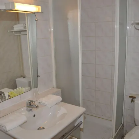 Hotel Citotel Cesar Nîmes