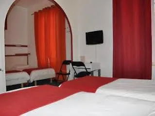 Cesar Centre Historique & Gare Hotel Nîmes