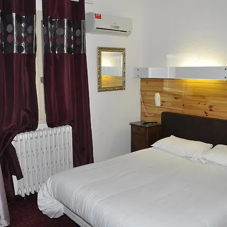 Citotel Cesar Nîmes