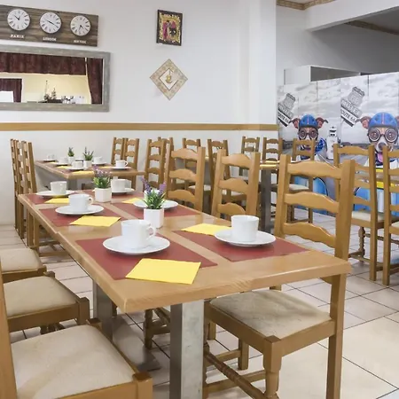 Citotel Cesar 2* Nîmes